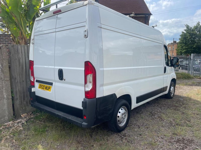 View PEUGEOT BOXER 2.2 BlueHDi 335 Professional L2 H2 Euro 6 (s/s) 5dr
