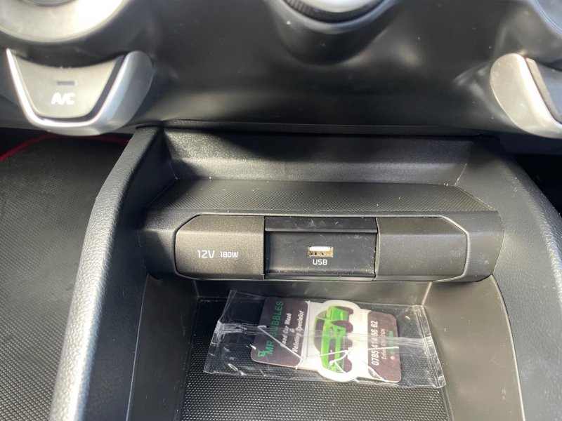 KIA STONIC