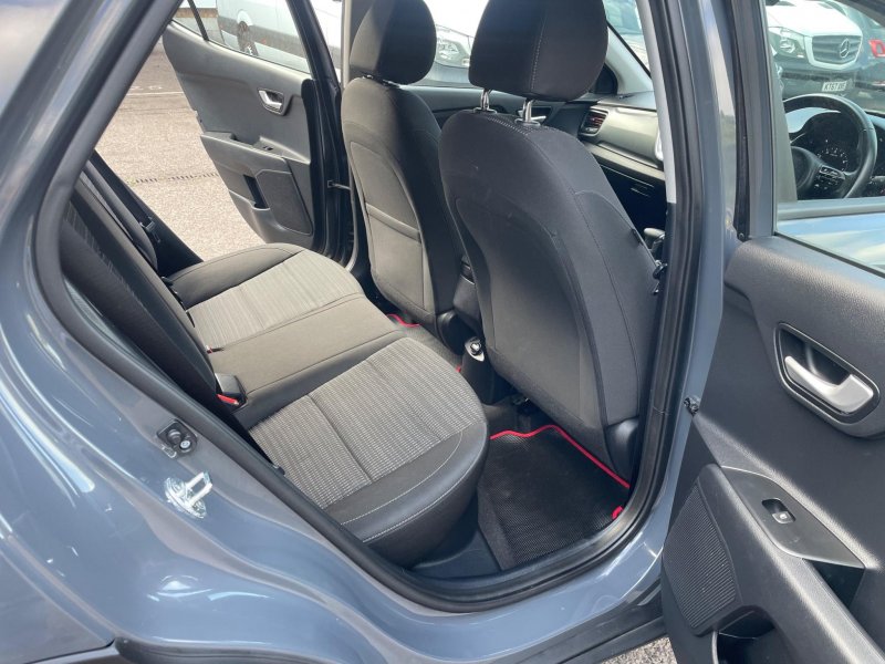 KIA STONIC