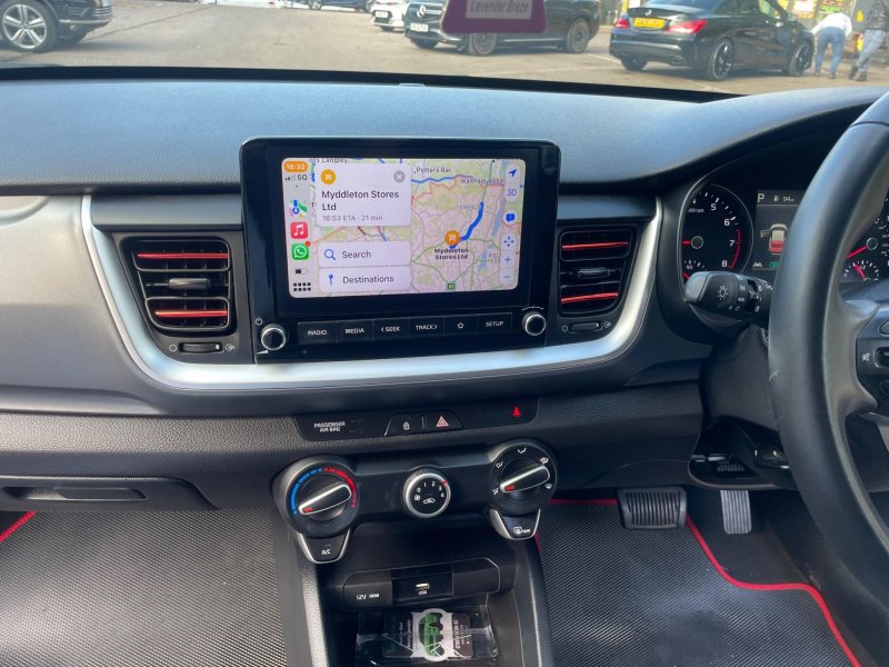 KIA STONIC