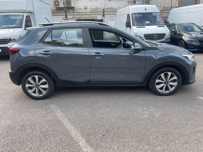 KIA STONIC