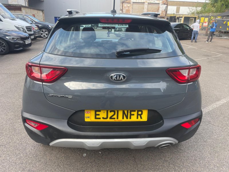 KIA STONIC