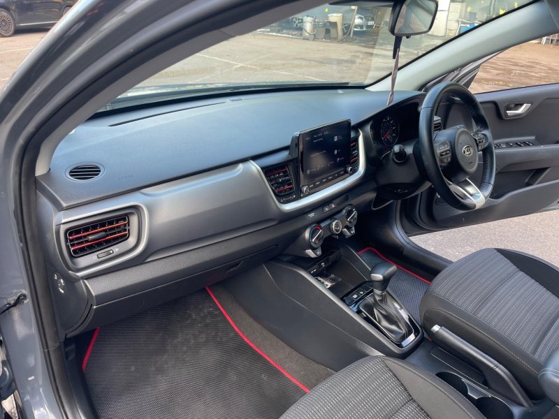KIA STONIC