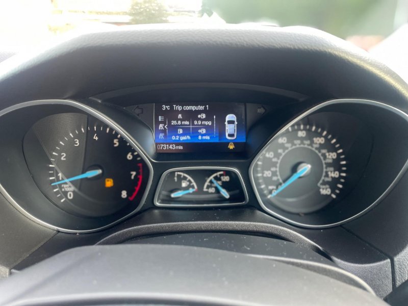 FORD FOCUS