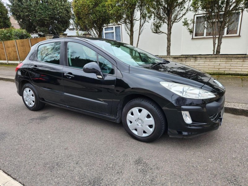 View PEUGEOT 308 1.6 VTi S 5dr