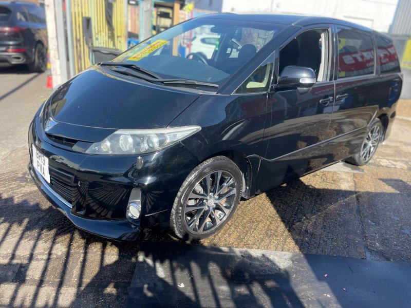 View TOYOTA ESTIMA 
