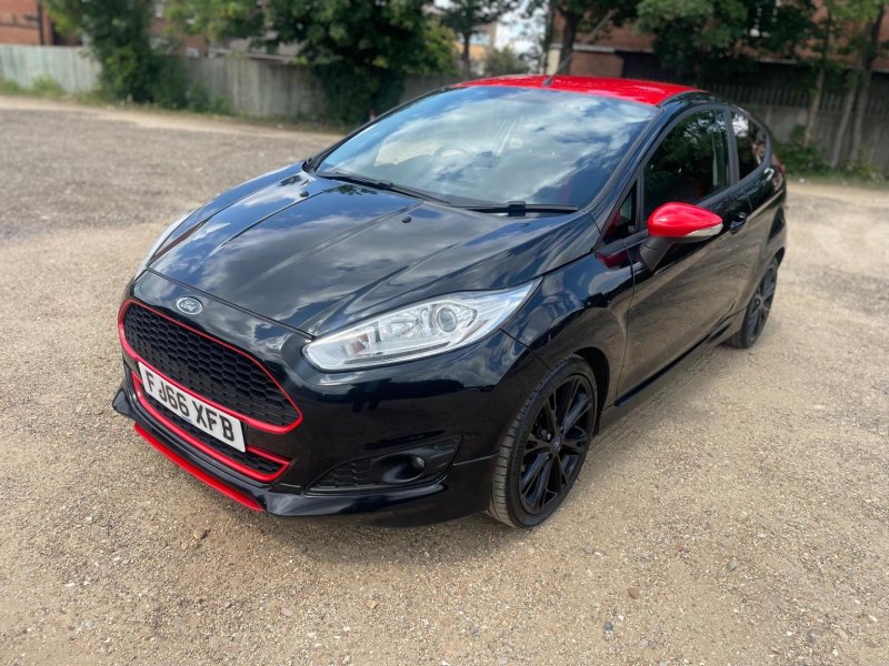 View FORD FIESTA 1.0T EcoBoost Zetec S Euro 6 (s/s) 3dr