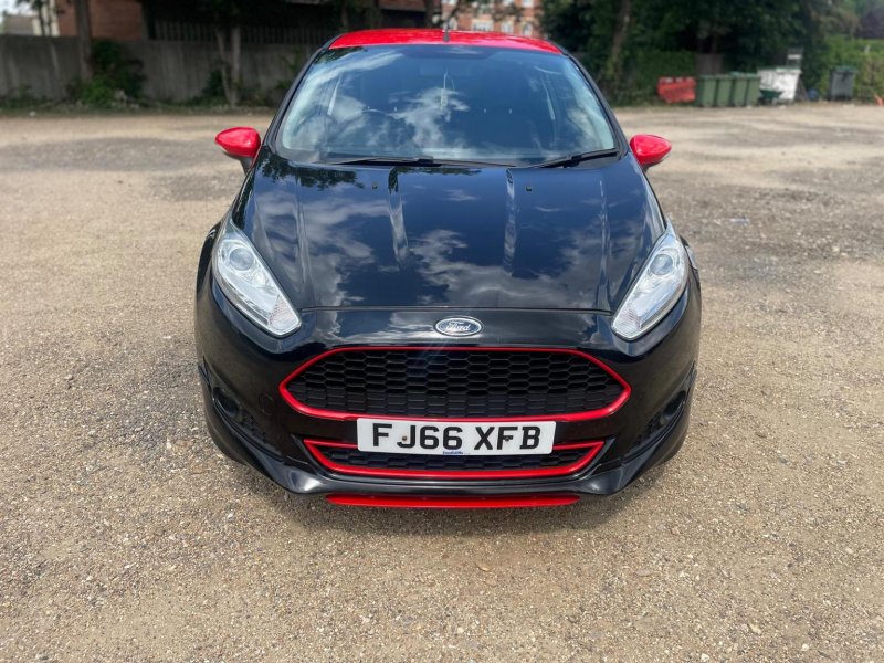 View FORD FIESTA 1.0T EcoBoost Zetec S Euro 6 (s/s) 3dr