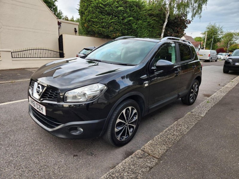 View NISSAN QASHQAI 2.0 dCi n-tec Auto 4WD Euro 5 5dr