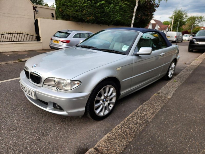 View BMW 3 SERIES 3.0 330Ci 330 SE Auto 2dr