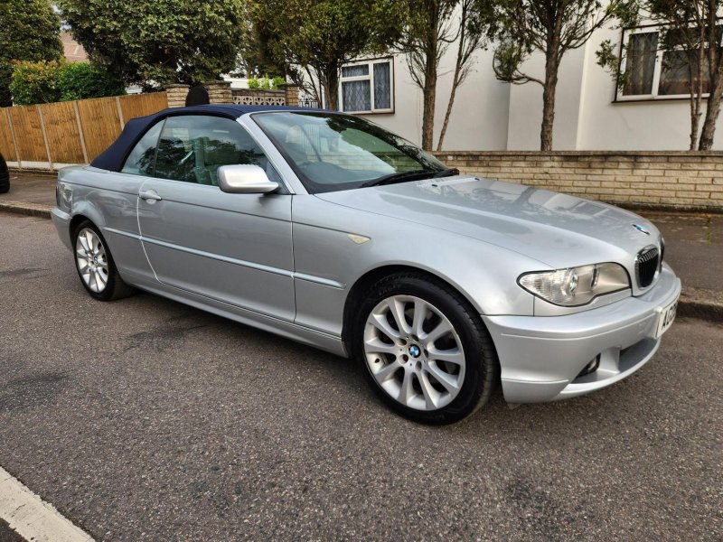 View BMW 3 SERIES 3.0 330Ci 330 SE Auto 2dr