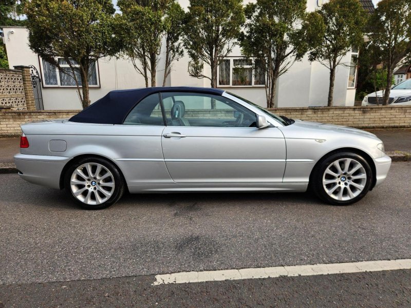 View BMW 3 SERIES 3.0 330Ci 330 SE Auto 2dr