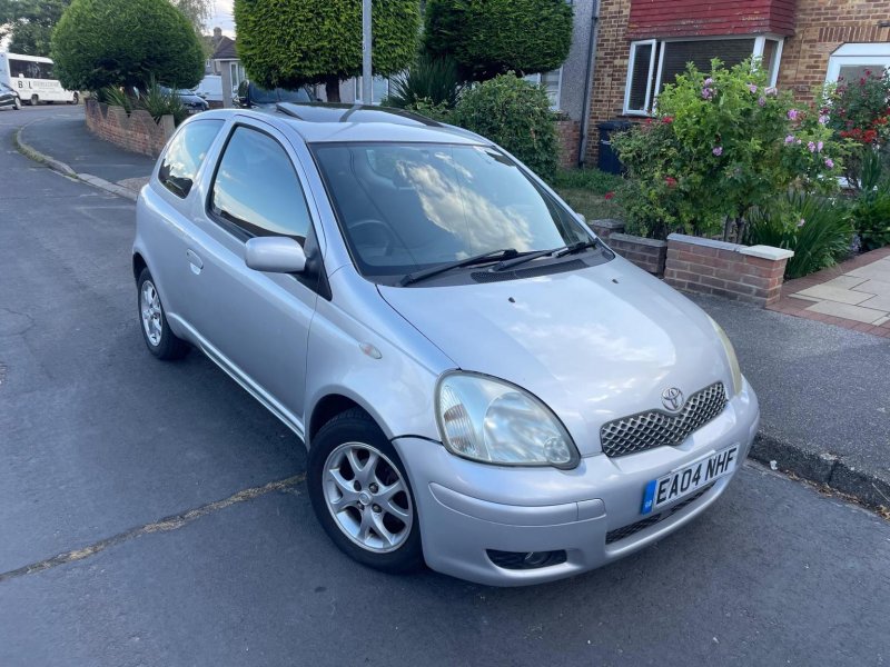 View TOYOTA YARIS 1.0 VVT-i T Spirit 3dr