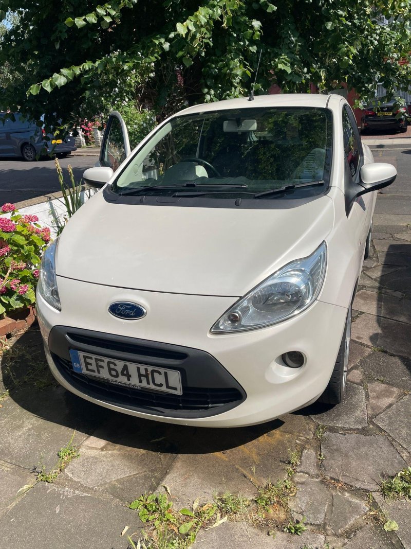 View FORD KA 1.2 Titanium Euro 5 3dr