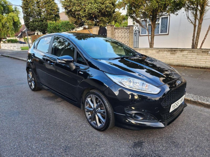 View FORD FIESTA 1.0T EcoBoost ST-Line Euro 6 (s/s) 5dr