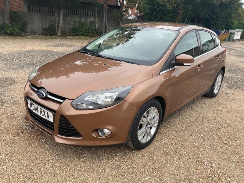 View FORD FOCUS 1.6 Titanium Navigator Powershift Euro 5 5dr
