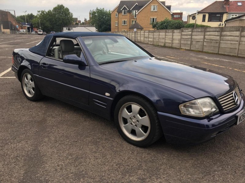 View MERCEDES-BENZ SL 3.2 SL320 Limited Edition 2dr